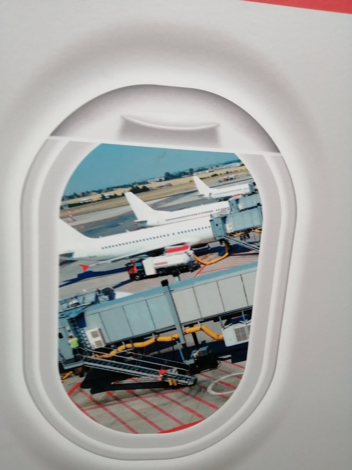Ventana de avion Aeropuerto Fiala